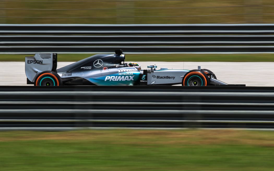 Lewis Hamilton appears unstoppable again