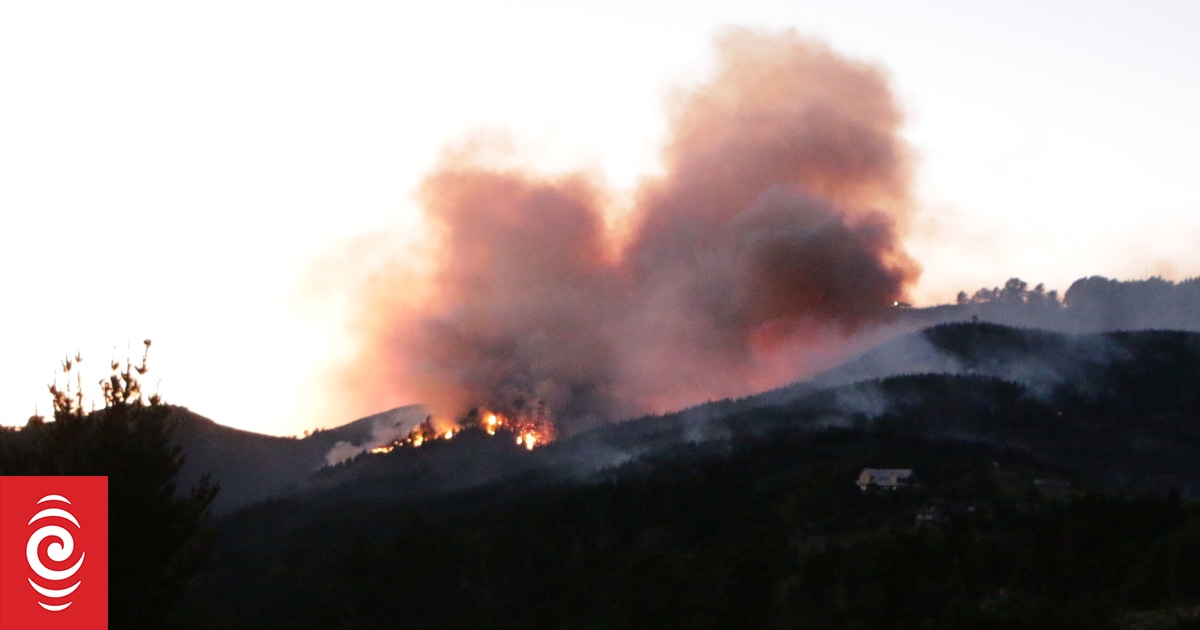 Port Hills fire live: Firefighters battle as blaze burns for second day - Vimarsana News