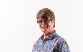 Dr Rosi Crane