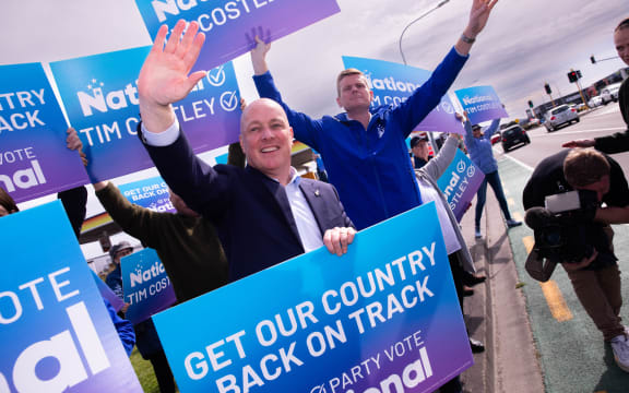 Christopher Luxon campaigning in Wellington