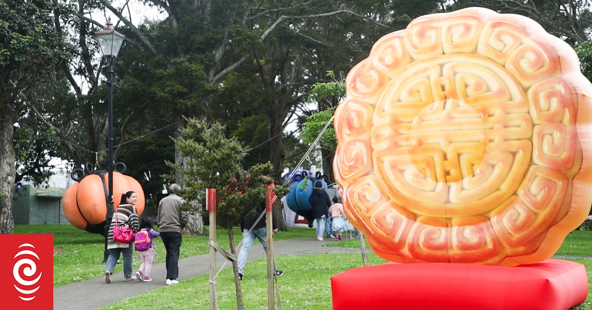 Moon Festival lights up Auckland with rich cultural traditions