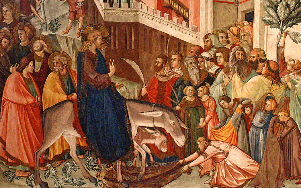 Entry of Christ into Jerusalem - Pietro Lorenzetti (1280-1348). Fresco in Basilica di San Francesco, Lower Church. (Photo by Frans Vandewalle)