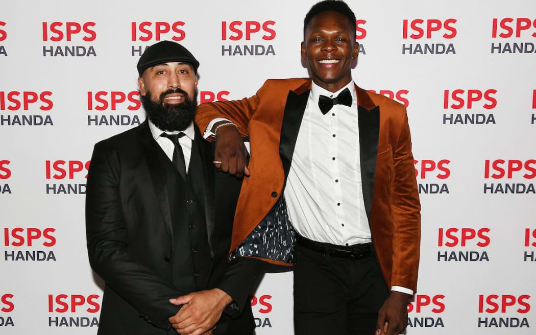 Eugene Bareman and Israel Adesanya.
57th annual ISPS Handa Halberg Awards for sporting excellence by the Halberg Disability Sport Foundation. Spark Arena, Auckland, New Zealand. Thursday 13 February 2020