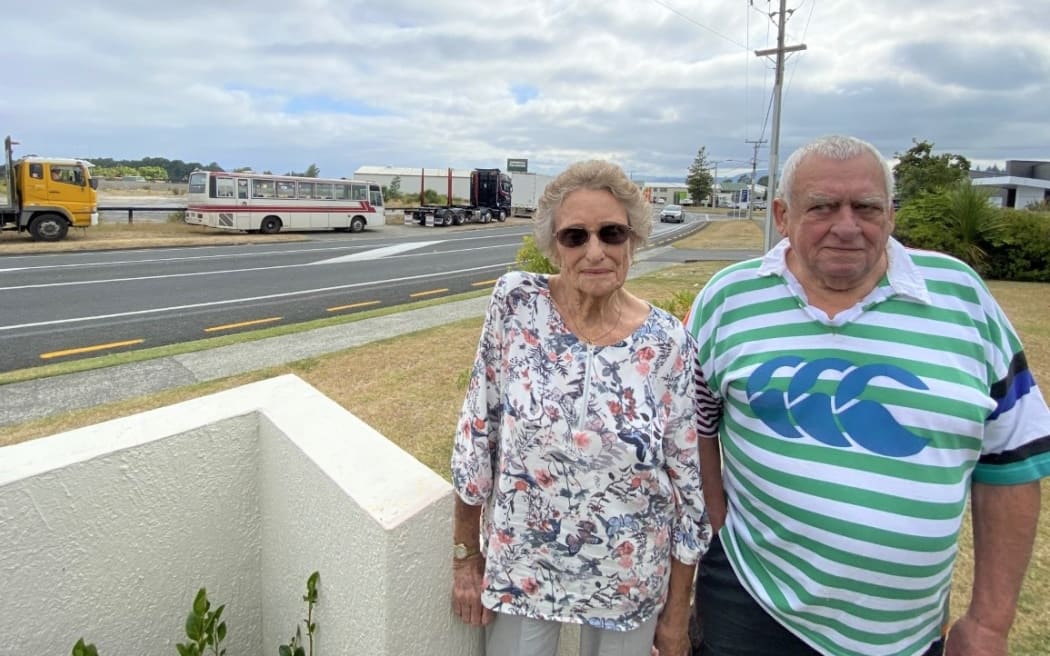 Arvida Glenbrae residents Molly Campbell (left) and Graham Winter.