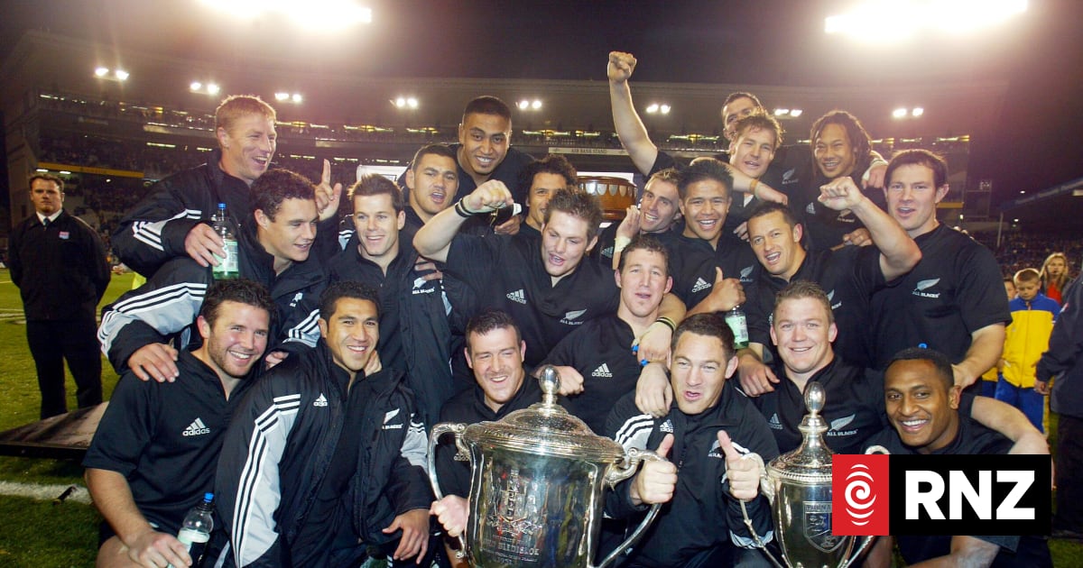 16th August, 2003. Eden Park, Auckland, New Zealand. Bledisloe Cup Match. New Zealand v Australia. All Blacks. The All