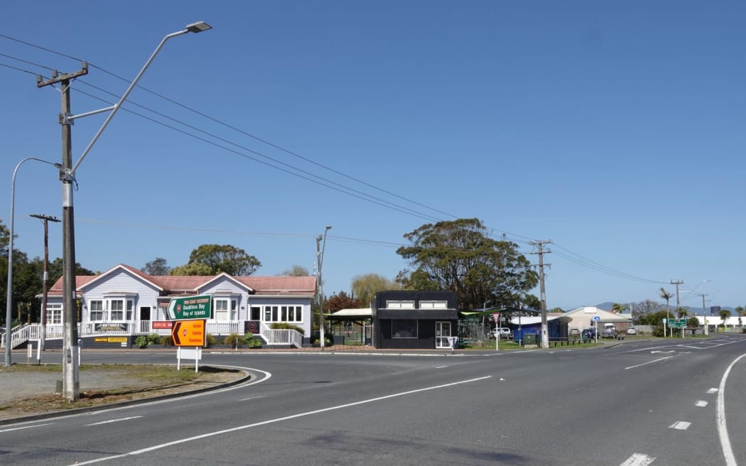 Awanui is centred on the busy junction of State Highways 1 and 10.