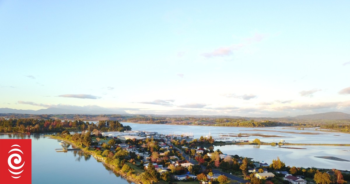 My Hometown: Motueka - Vimarsana News