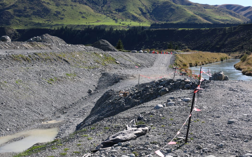 A state-of-the art fish screening facility at Klondyke in mid-Canterbury is preventing fish being swept out of their river and into a 67 kilometre-long canal scheme.