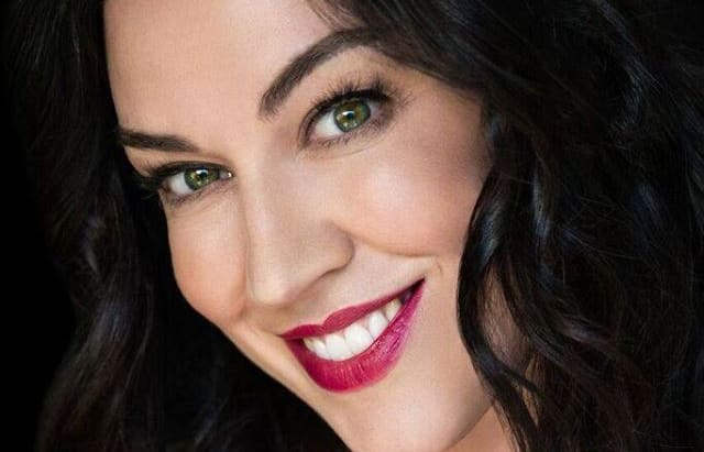 Australian soprano Antoinette Halloran