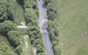 Quake road damage