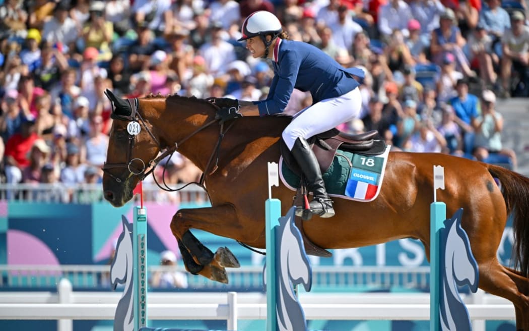 Elodie Clouvel (FRA) competes in Modern Pentathlon Women's during the Olympic Games Paris 2024, at Château de Versailles, in Paris, France, on August 11, 2024, Photo Lionel Hahn / KMSP (Photo by HAHN Lionel / KMSP / KMSP via AFP)