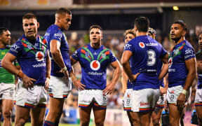 Warriors players look on following a Raiders try during the Round 24 NRL match against Canberra at BB Print Stadium, Mackay, QLD, Friday, August 27, 2021.