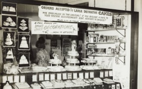 Eileen Faulkner's cake store opened up in the Auckland suburb of Ōtāhuhu in 1965.