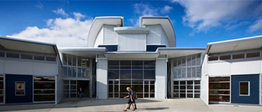 Whangaparaoa College