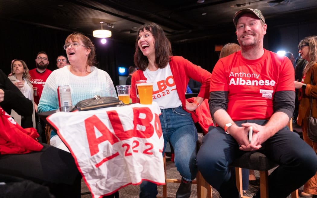 Supporters of opposition leader Anthony Albanese gather at the Labor headquarters at Canterbury-Hurlstone Park RSL Club during Australia's general election in Sydney on May 21, 2022. (Photo by Wendell Teodoro / AFP)