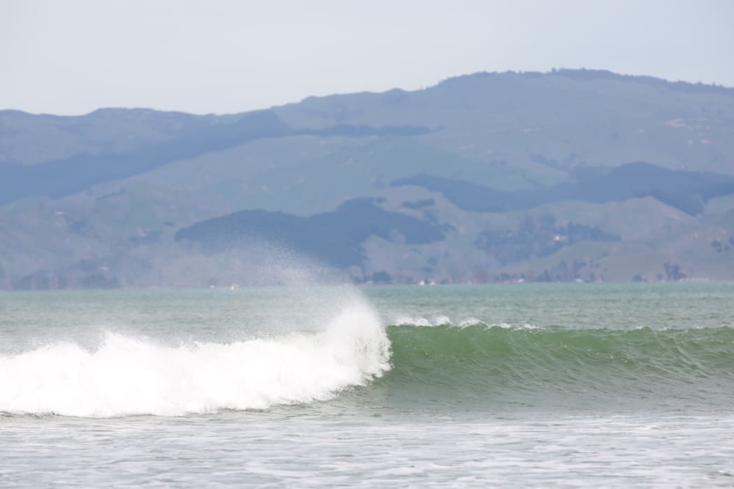 Surf at Gisborne beach