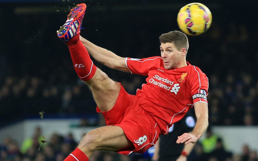 Steven Gerrard in action for Liverpool against Everton in 2015.