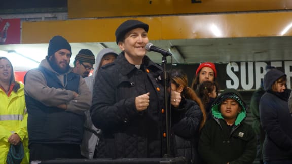 Entire families joined the Park Up for Homes event in Ōtara's town centre on Saturday night, organised by members of the community and staff at Manukau Institute of Technology.