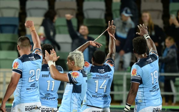 Northland players wave to fans 2020.