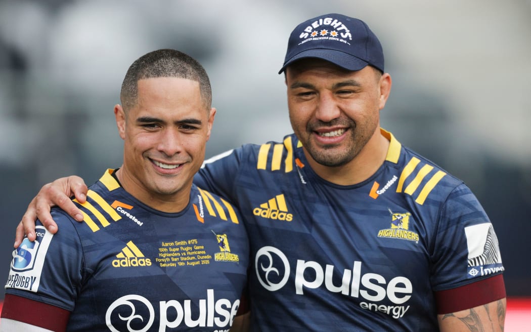 Aaron Smith (L) and Ash Dixon, Highlanders co-captains.