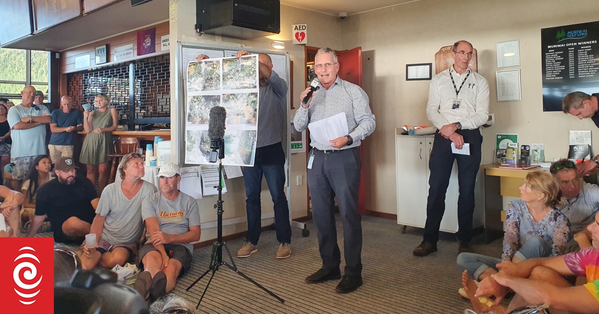 Muriwai residents vent anger at Auckland Council staff on future of