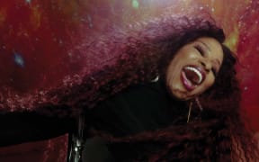 Chaka Khan (Yvette Marie Stevens).