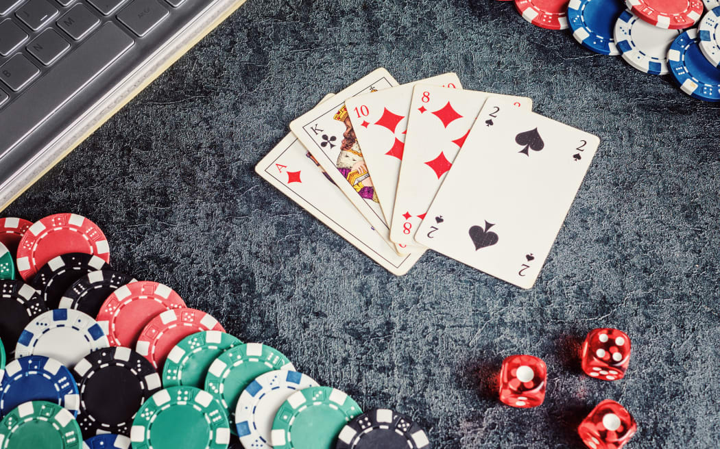 Unlicensed online casinos face $5m fines in gambling crackdown | RNZ News