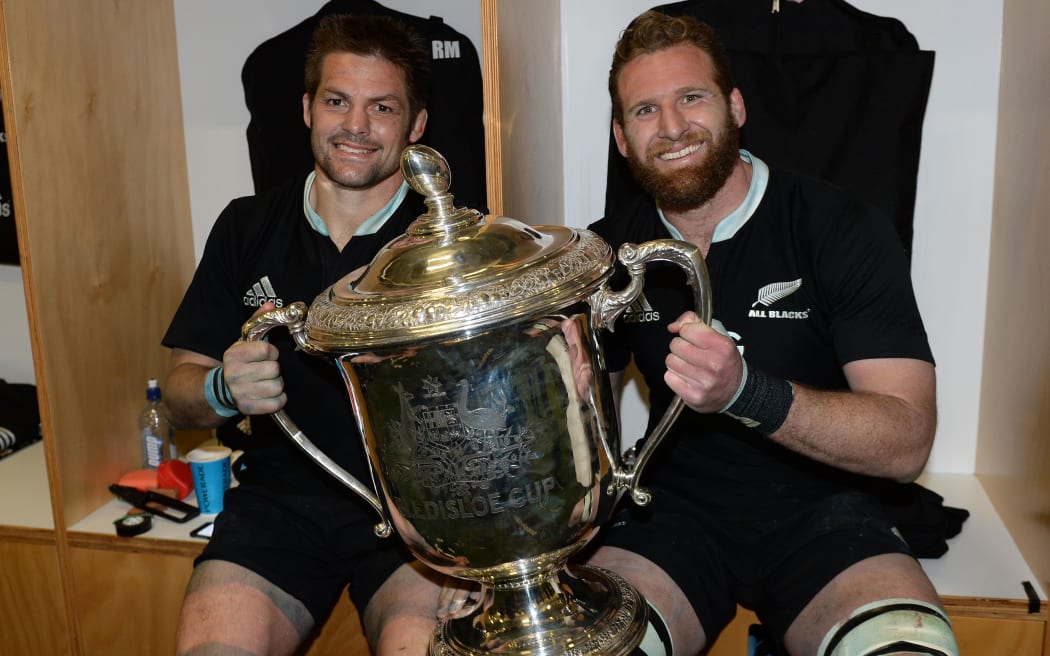 Richie McCaw and Kieran Read in the sheds after retaining the Bledisloe Cup