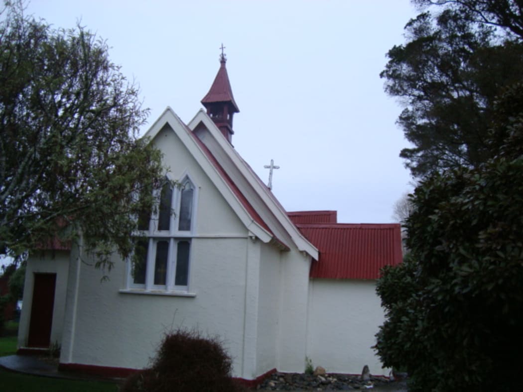 Te Āhurewa Church at Te Awhina Marae, Motueka.