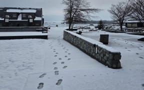 Lake Tekapo after overnight snow dump - 5 June 2025