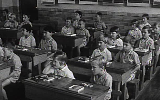 Sixty years ago, 'metal boxes' threatened to take over jobs. Now AI is ...