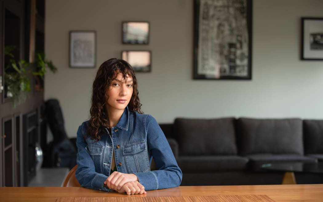 Model Te Manahou Mackay.



Photographed as part of Murphy's transgender mental health project (2020). Please seek permission before using on other stories.