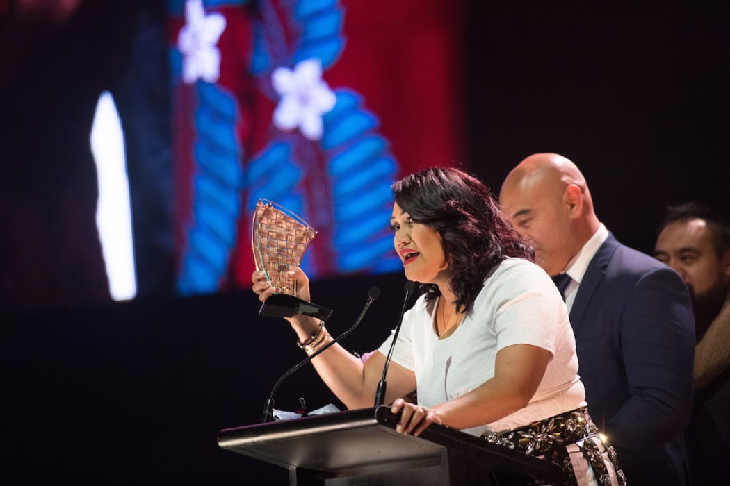 Annie Grace delivering a tear-jerking speech in acceptance of her award for Best Pacific Gospel Artist.