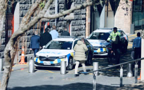 Aotea Square in central Auckland has been cordoned off as police examine an unattended bag.