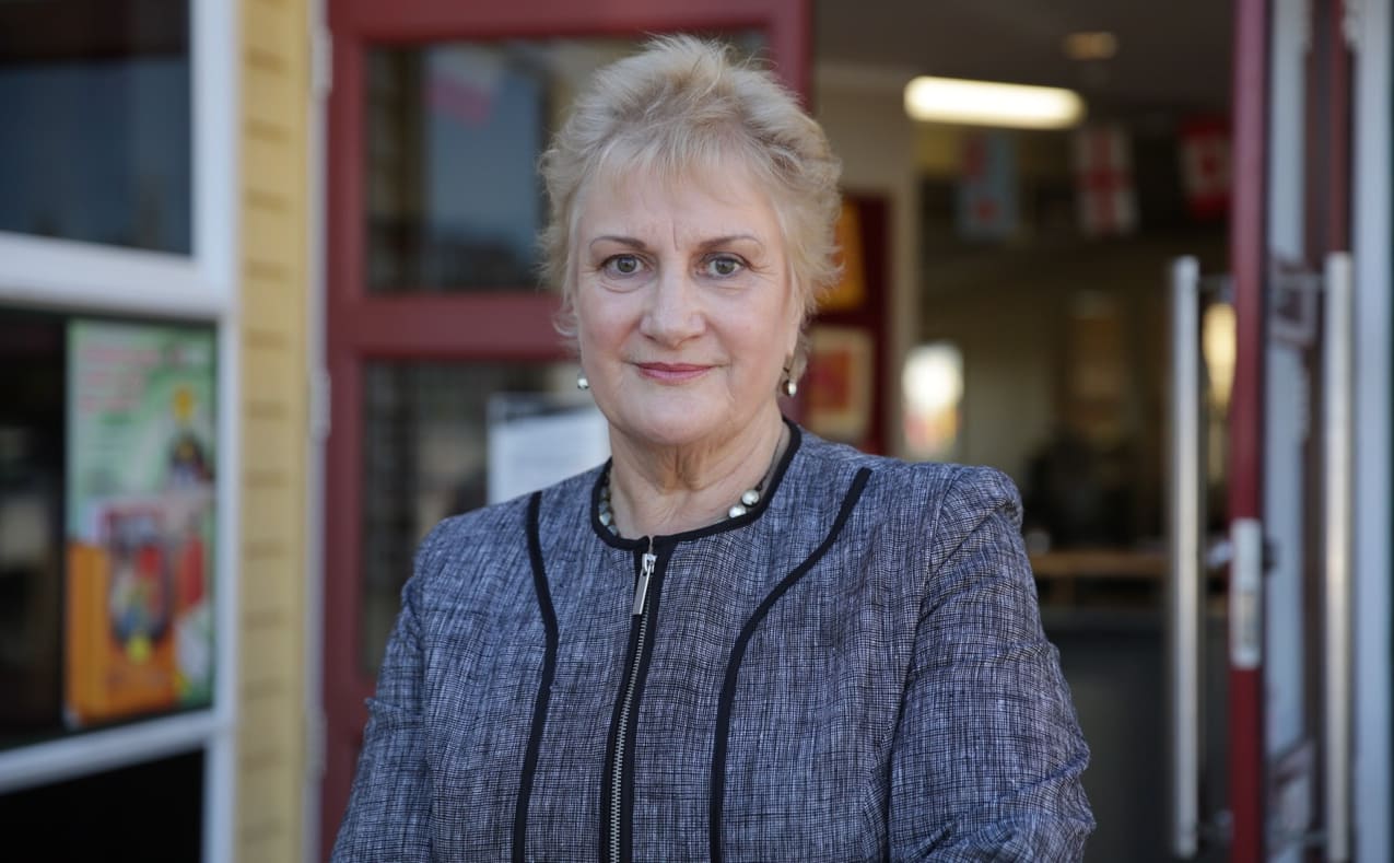 Annette King outside Te Mata Primary School