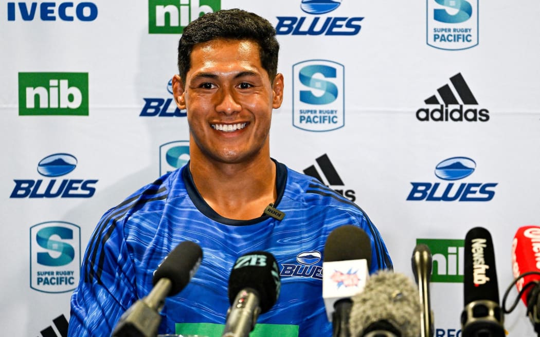 Roger Tuivasa-Sheck.
Auckland Blues Super Rugby Pacific press conference at Alexandra Park, Epsom, Aucklan on Thursday 27th January 2022.
Copyright photo: Alan Lee / www.photosport.nz