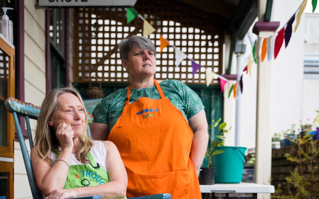 Karen Clifford (L) and Tracy Blunn (R) who run Upper Hutt's community space The Womble Inn