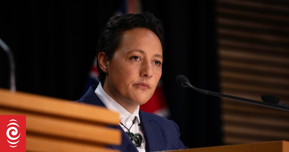 Allan's departure triggers debate | RNZ