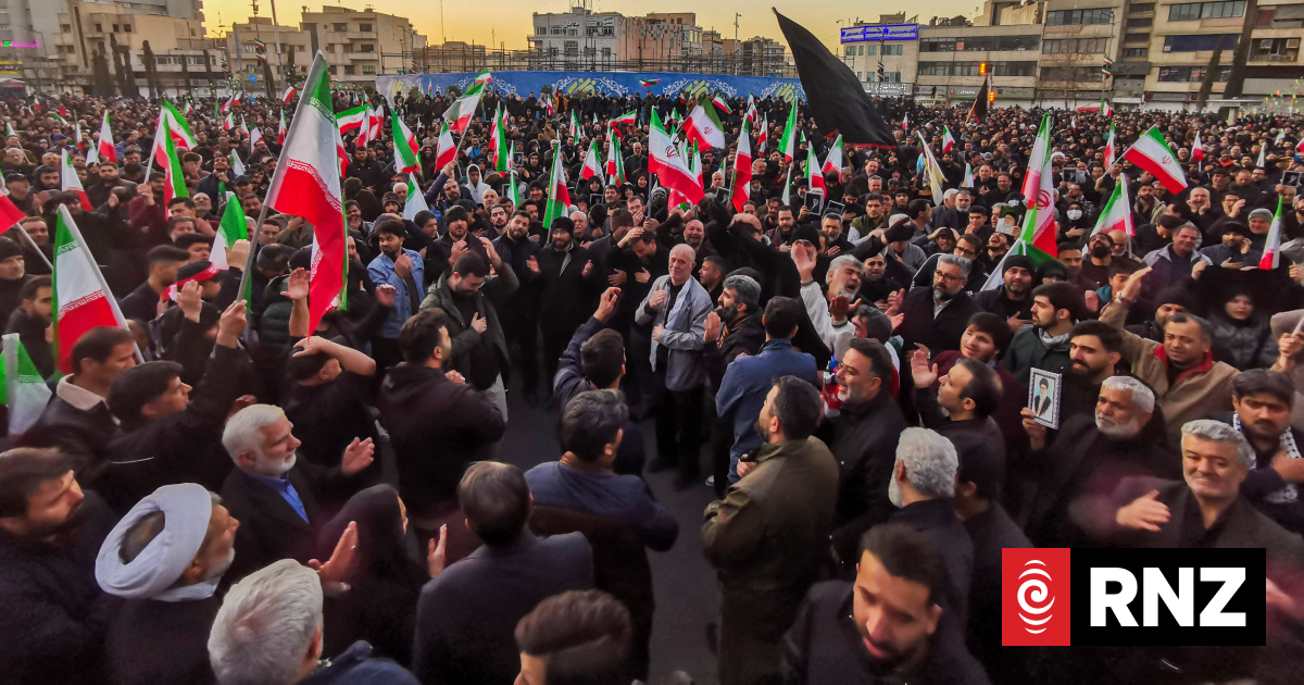 Iranian NZers 'incredibly hopeful' attacks will lead to swift regime change