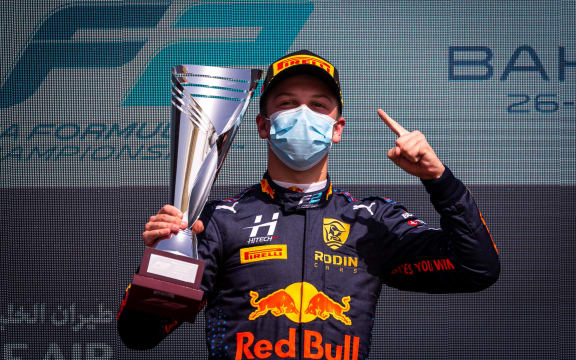 Lawson Liam wins the opening F2 sprint race in Bahrain 2021.