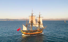 Endeavour replica arriving in Tūranganui-a-Kiwa (Poverty Bay) this morning with Young Nicks Head in background.