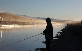 Anglers on the Pukaki-Ohau A canal.