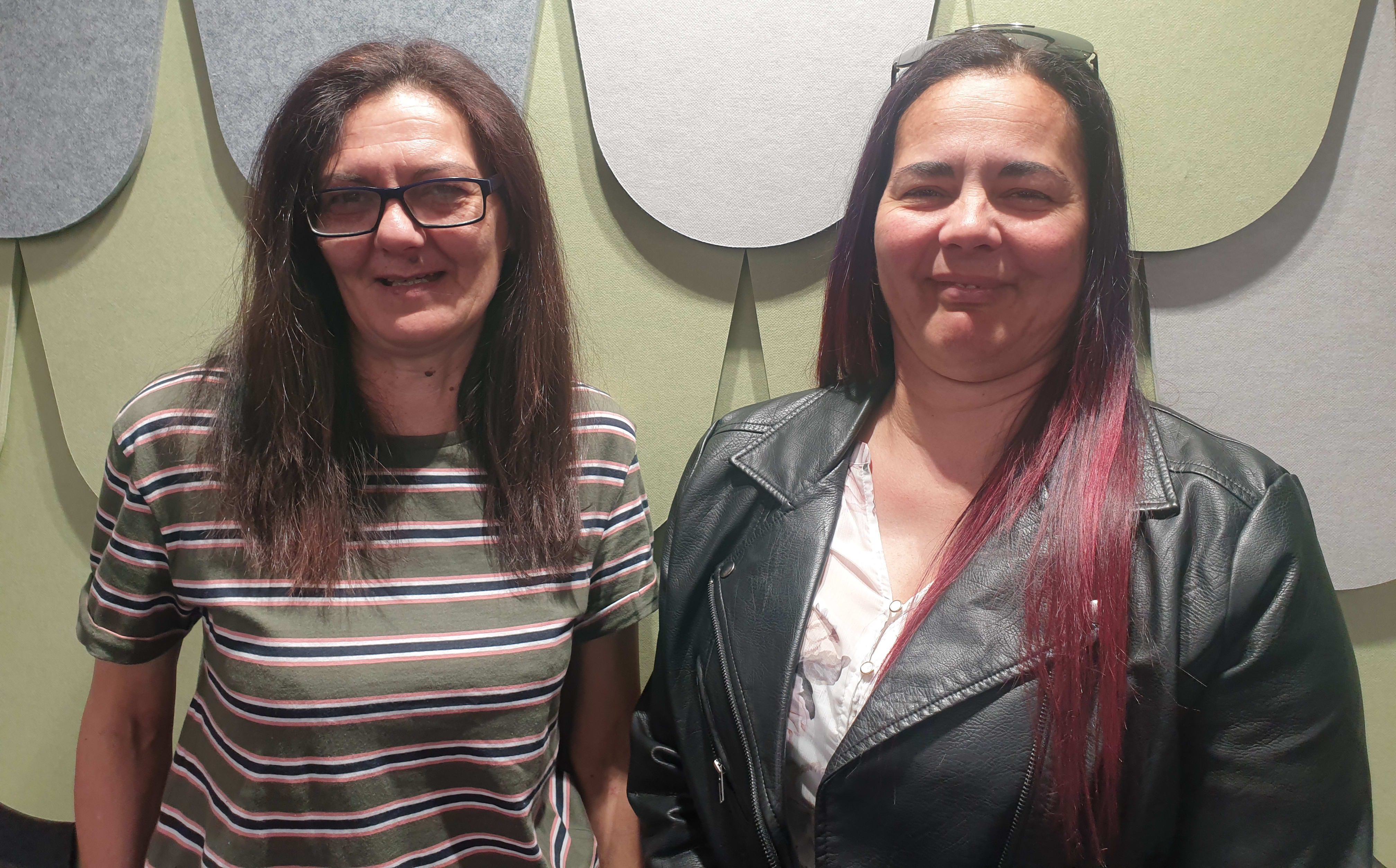 Tanya and Georgina Sammons.