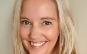 Dr Anna Brooks