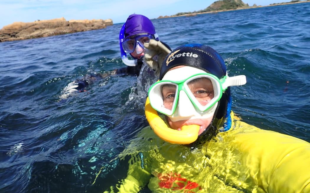 A picture from the community snorkel day at Seaweed Fest 2025.