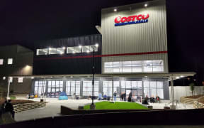An early morning queue in front of supermarket giant Costco's new store in Gunton Drive, Westgate, West Auckland before it opened on Wednesday 28 September 2022.