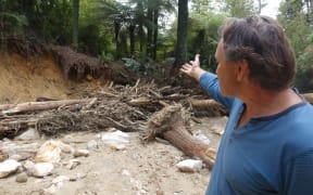 Merv Hall says this stream was producing waves possibly up to eight metres high during the storm.