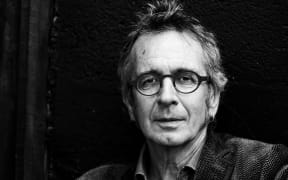 Author Colin Hogg