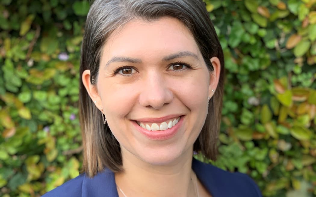 Head and shoulders photo of Dr Harriet Kennedy
