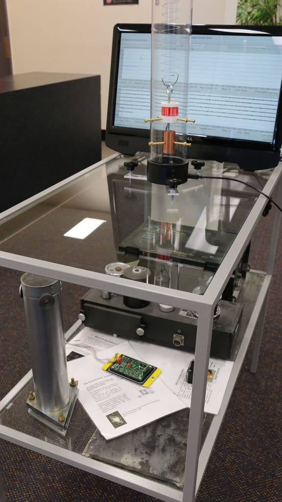Seismograph